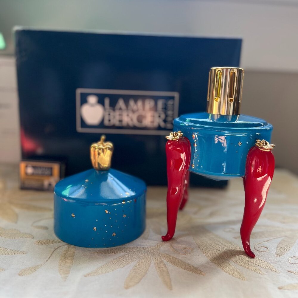 Rare Unused Lampe Berger Signature Lamp Hot Love